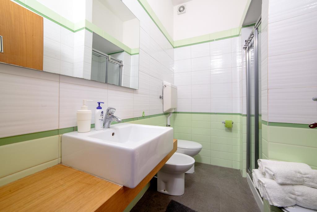 Ponte Tiberio Apartment Ріміні Екстер'єр фото