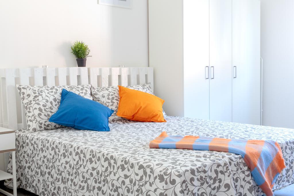 Ponte Tiberio Apartment Ріміні Екстер'єр фото