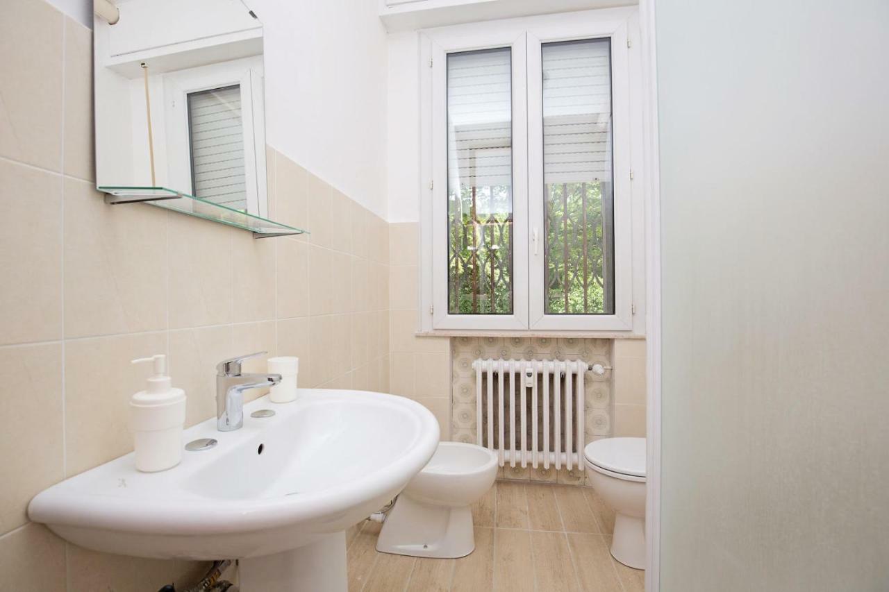 Ponte Tiberio Apartment Ріміні Екстер'єр фото