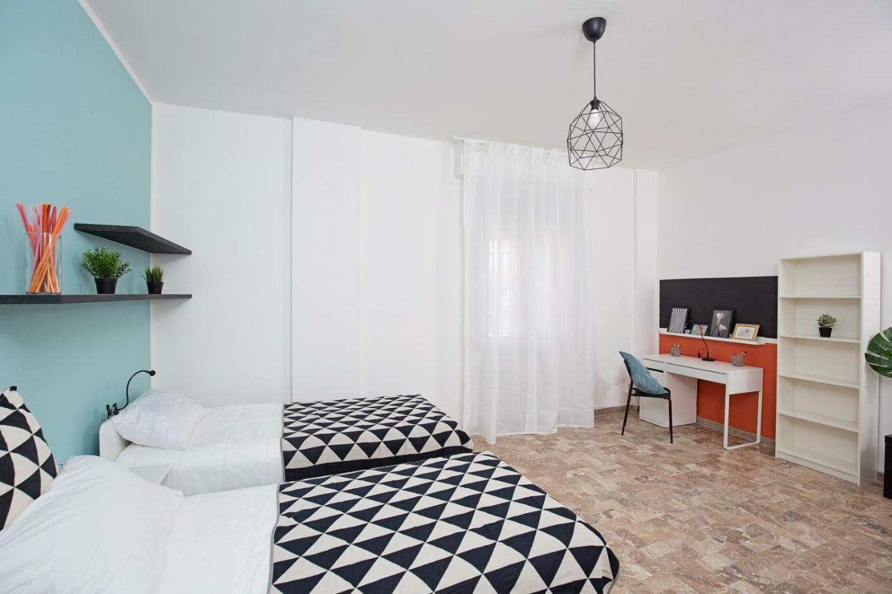 Ponte Tiberio Apartment Ріміні Екстер'єр фото
