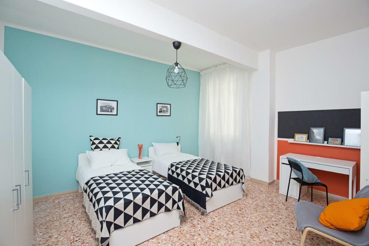 Ponte Tiberio Apartment Ріміні Екстер'єр фото