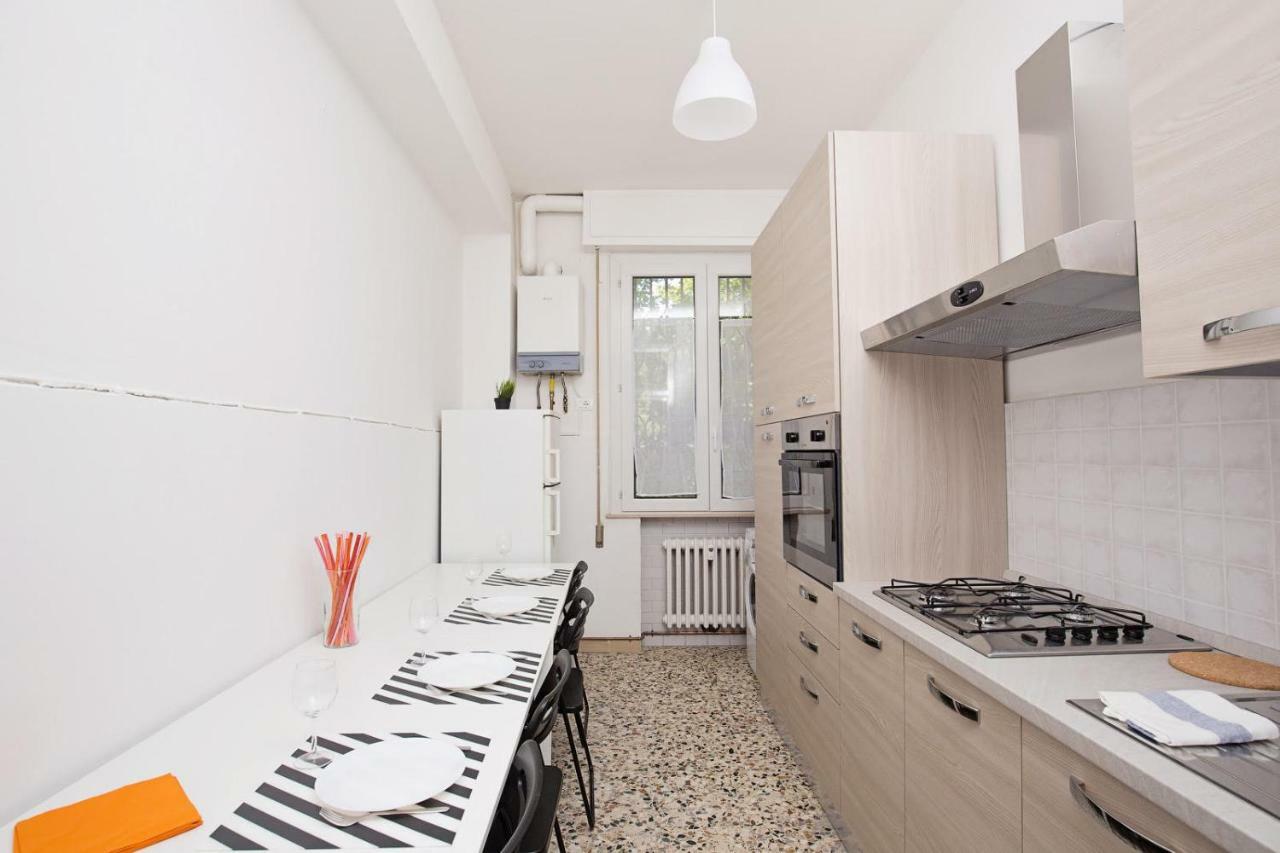Ponte Tiberio Apartment Ріміні Екстер'єр фото
